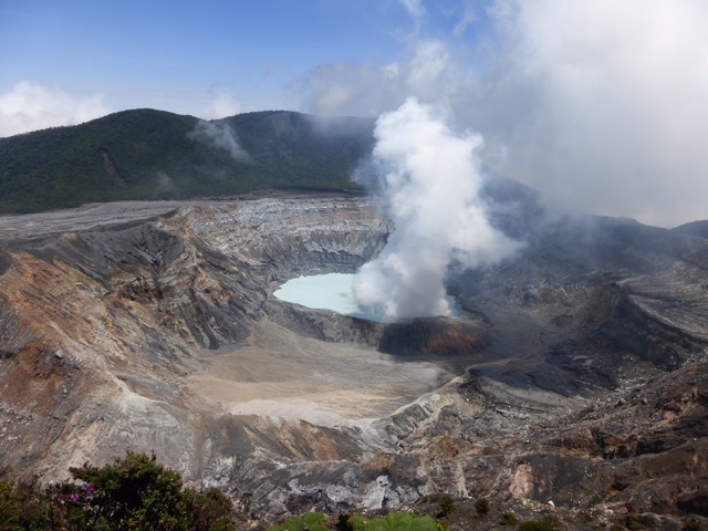 Poas Volcano, Costa Rica.JPG